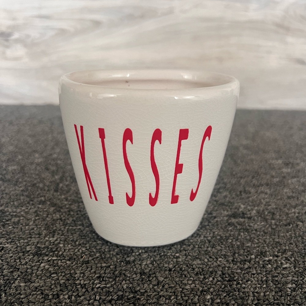 White Ceramic Kisses Mug